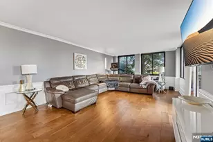 200 Winston L09, Cliffside Park, NJ 07010 - Photo 3