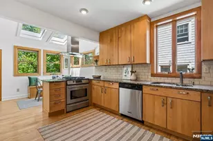 16 Duryea Rd, Montclair, NJ 07043 - Photo 13