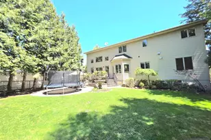 335 Bullard Ave, Paramus, NJ 07652 - Photo 31