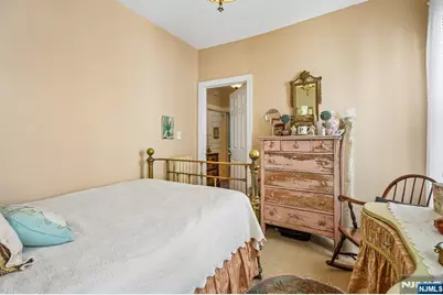 194 Hillside Avenue, Glen Ridge, NJ 07028 - Photo 15