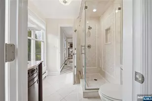 19 Blueberry Ct, Mahwah, NJ 07430 - Photo 11