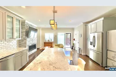 330 8th Street 1 #1, Palisades Park, NJ 07650 - Photo 5