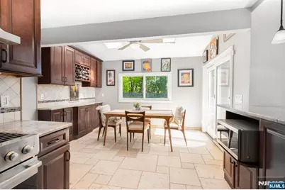 19 Highview Terrace, Cedar Grove, NJ 07009 - Photo 7