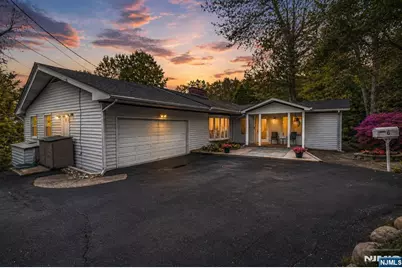 6 Seabert Lane, Kinnelon, NJ 07405 - Photo 1