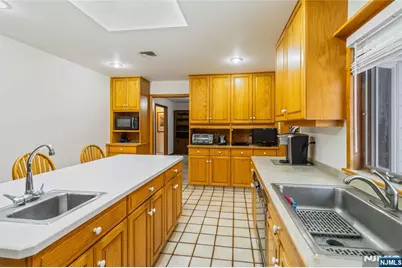 6 Seabert Lane, Kinnelon, NJ 07405 - Photo 15