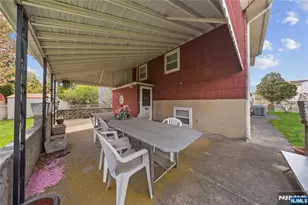 347 Manor Ct, Lyndhurst Township, NJ 07071 - Photo 37