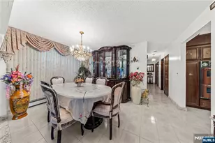 347 Manor Ct, Lyndhurst Township, NJ 07071 - Photo 3