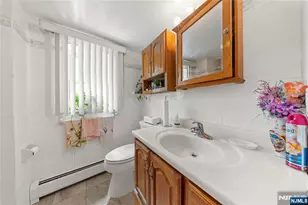 347 Manor Ct, Lyndhurst Township, NJ 07071 - Photo 25