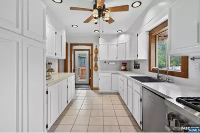 362 Walker Road, West Orange Township, NJ 07052 - Photo 19