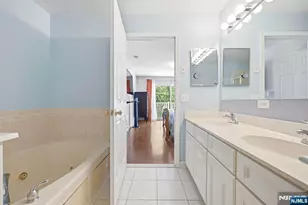 212 Riverwalk Way L127, Clifton, NJ 07014 - Photo 29