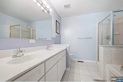 212 Riverwalk Way L127 #L127, Clifton, NJ 07014 - Photo 27