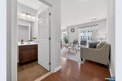 8 Veterans Drive, Wood Ridge, NJ 07075 - Photo 7