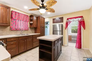 8-10 Horatio St, Newark, NJ 07105 - Photo 7