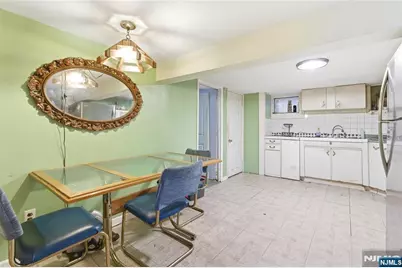 8-10 Horatio Street, Newark, NJ 07105 - Photo 35