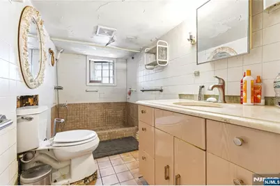 8-10 Horatio Street, Newark, NJ 07105 - Photo 33