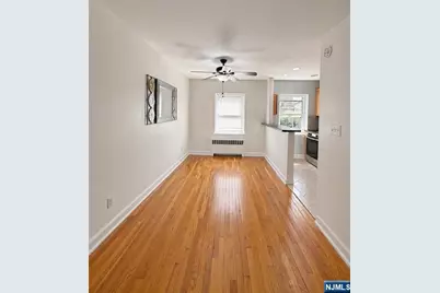 241 Johnson Avenue M2 #M2, Hackensack, NJ 07601 - Photo 3