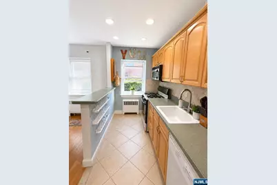 241 Johnson Avenue M2 #M2, Hackensack, NJ 07601 - Photo 9