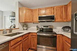 50 Pine Street 206, Montclair, NJ 07042 - Photo 11