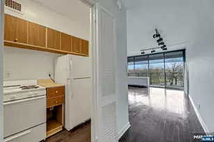 6 Horizon, Fort Lee, NJ 07024 - Photo 11