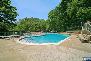 1412 York St, Mahwah, NJ 07430 - Photo 17