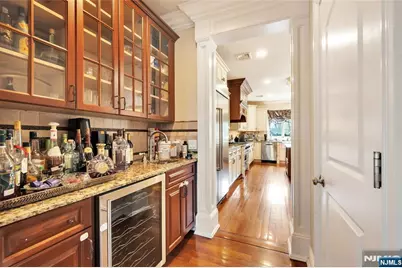 1115 Briar Way, Fort Lee, NJ 07024 - Photo 13