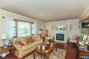 10 Evers Ct, Wayne, NJ 07470 - Photo 5