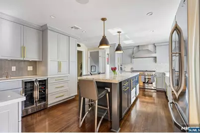 23 Greenview Way, Montclair, NJ 07043 - Photo 9