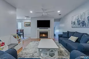 48 Buchanon Ct 48, West Orange Township, NJ 07052 - Photo 3
