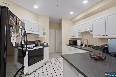 9224 Richmond Road, West Milford, NJ 07480 - Photo 15
