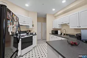 9224 Richmond Rd, West Milford, NJ 07480 - Photo 15