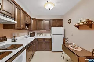 15 Cottage Street 11A, Midland Park, NJ 07432 - Photo 11