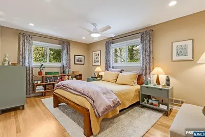 167 Mountain Avenue, New Providence, NJ 07974 - Photo 21