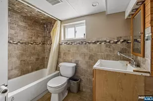 192 New St, Belleville, NJ 07109 - Photo 29