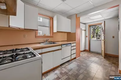 192 New Street, Belleville, NJ 07109 - Photo 13