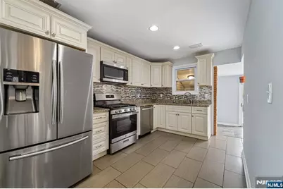 19 Elmwood, West Orange Township, NJ 07052 - Photo 5