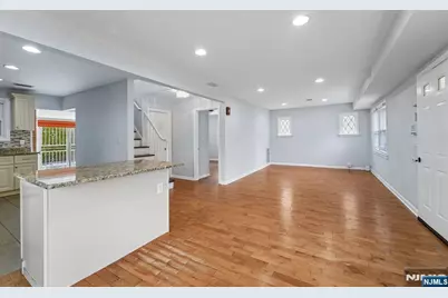19 Elmwood, West Orange Township, NJ 07052 - Photo 9