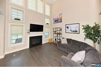 32 Rosewood Court 32 #32, Haledon, NJ 07508 - Photo 7
