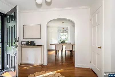 583 Highland Avenue, Montclair, NJ 07043 - Photo 3