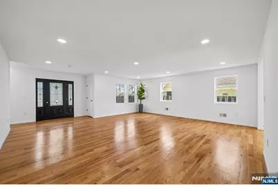 207 Lake Shore Drive, Parsippany, NJ 07034 - Photo 7