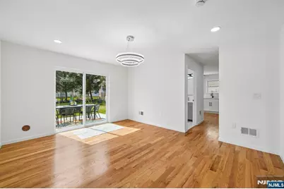 207 Lake Shore Drive, Parsippany, NJ 07034 - Photo 9