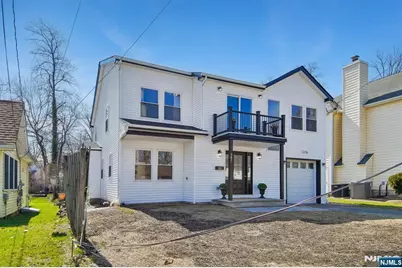 207 Lake Shore Drive, Parsippany, NJ 07034 - Photo 3