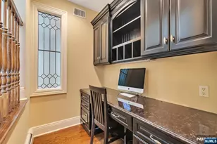 381 Pinewood Dr, Wyckoff Township, NJ 07481 - Photo 17