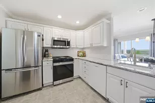 38 Bourne Cir, Hardyston Township, NJ 07419 - Photo 11