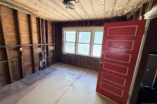 126 Chestnut St, East Orange, NJ 07018 - Photo 15