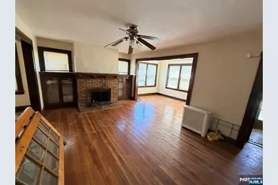 126 Chestnut Street, East Orange, NJ 07018 - Photo 3