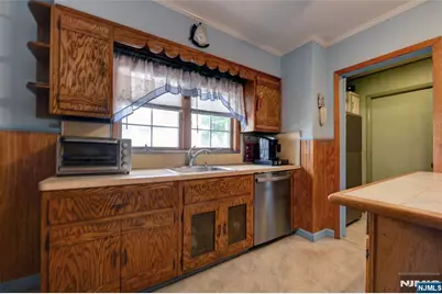 15-14 Bellair Avenue, Fair Lawn, NJ 07410 - Photo 13