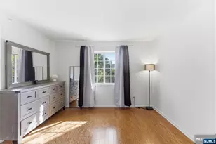 3711 Mark Twain Way, Mahwah, NJ 07430 - Photo 23