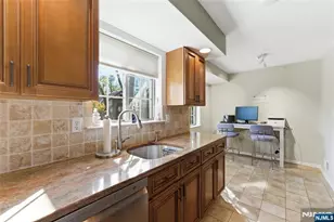 3711 Mark Twain Way, Mahwah, NJ 07430 - Photo 17
