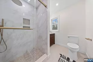 75 Katherine Ave, Clifton, NJ 07012 - Photo 37
