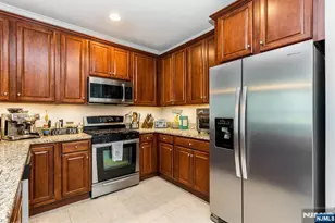 6217 Brookhaven Ct 217, Riverdale, NJ 07457 - Photo 9